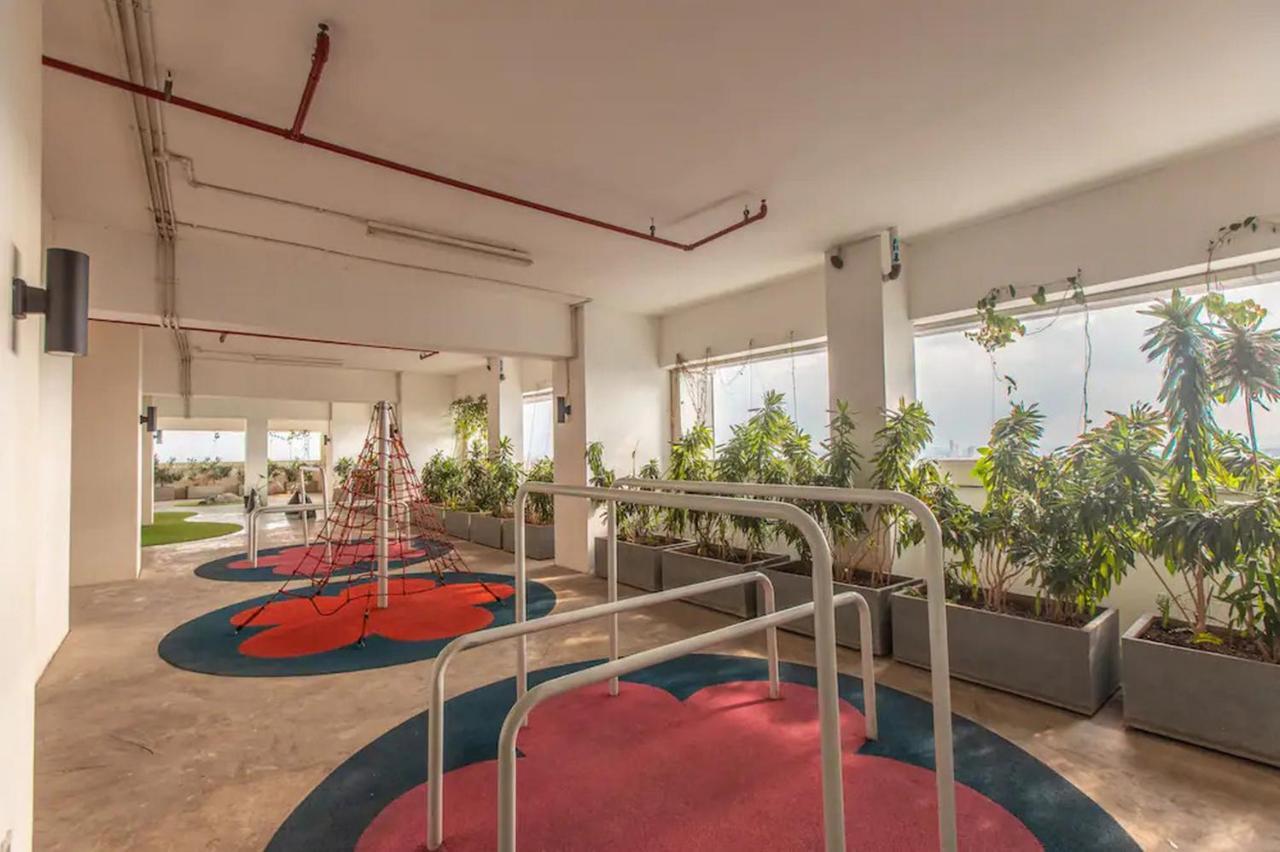 Redliving Apartemen Grand Kamala Lagoon - Kita Pro Tower Barclay North Bekasi Exterior foto